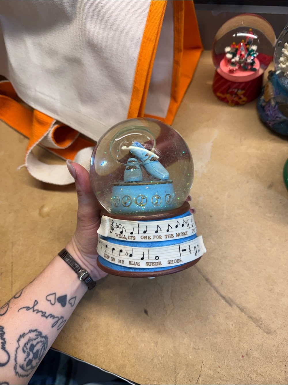 ELVIS Blue Suede Shoes Globe